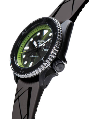 SEIKO 5 SPORTS ONE PIECE ZORO SRPH67K1