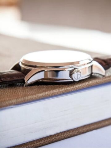 CLAUDE BERNARD CLASSIC AUTOMATIC 3 HANDS OPEN HEART 85017-3-AIN2