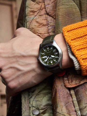 2-1 SEIKO 5 SPORTS SRPH29K1