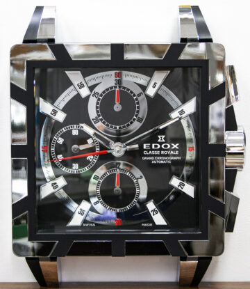 2 EDOX CLOCK 4052