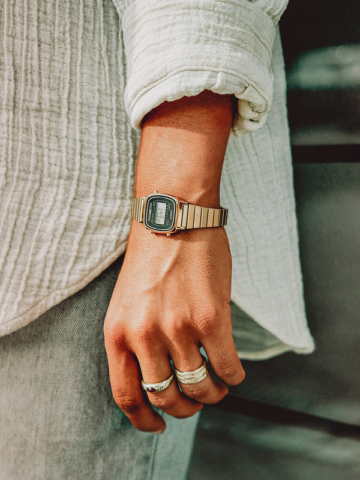 2-49 CASIO VINTAGE LA670WEGA-1EF