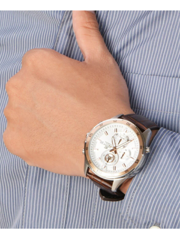 21-1 CASIO EDIFICE EFR-547L-7A