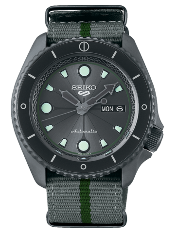 39 SEIKO 5 SPORTS SRPF75K1