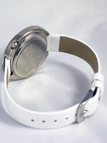 4-24 ROMANSON TROFISH HL6108QMW