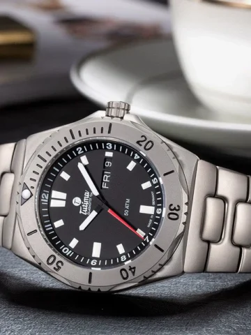 6151-02-105944.2-1 TUTIMA M2 SEVEN SEAS 6151-02-105944