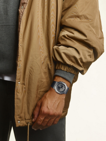 8 CASIO G-SHOCK GM-2100-1AER