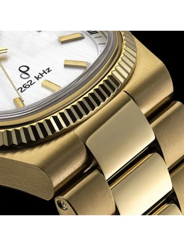 97b223.3 BULOVA CLASSIC Super Seville 97B223