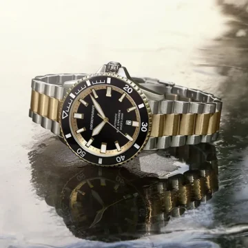 EMPORIO ARMANI SEA EXPLORER AR60089