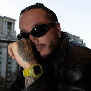 dwe-5600jb-1a9er.1 CASIO G-SHOCK DWE-5600JB-1A9ER