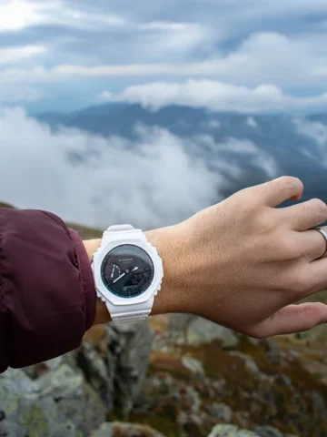 CASIO G-SHOCK GA-2100-7AER