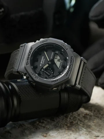 CASIO G-SHOCK GA-2100BCE-1AER