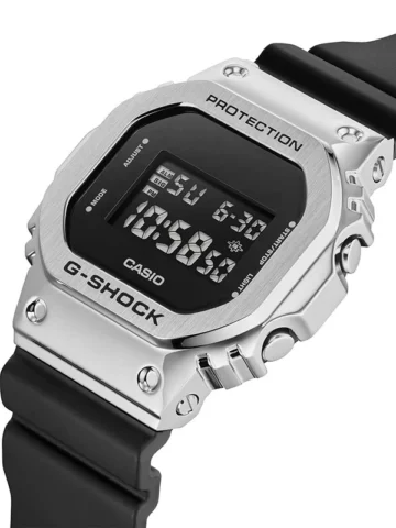 CASIO G-SHOCK GM-5600U-1ER