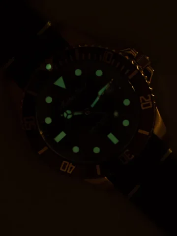 h901plrm.2 MATHEY-TISSOT Mathy Vintage Quartz 42 mm H901PLRM