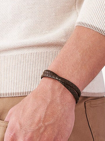 jf03685040_onmodel FOSSIL ESSENTIALS BRACELET JF03685040