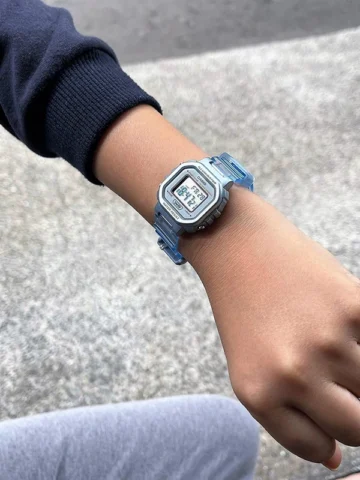 CASIO COLLECTION LA-20WHS-2AEF