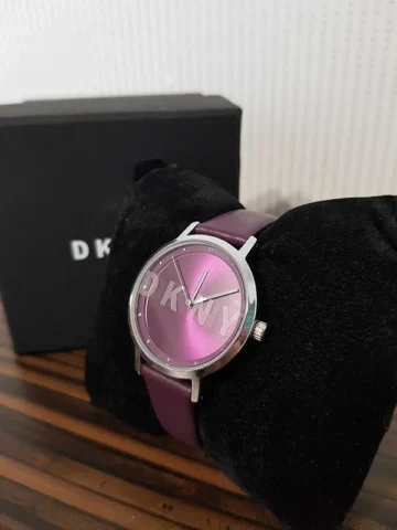 ny2843.7 DKNY THE MODERNIST NY2843