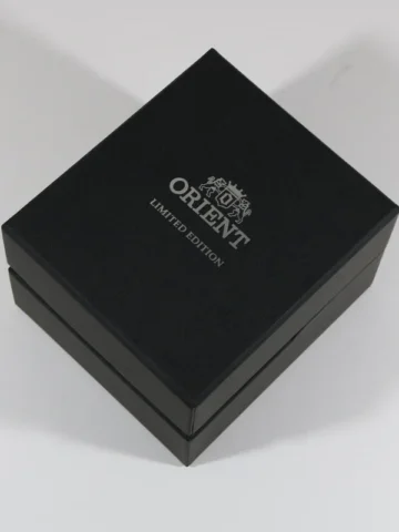 orient-boxle ORIENT SPORTS MAKO CHRONOGRAPH SOLAR RA-TX0208L10B