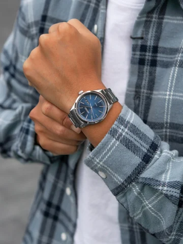 sne525p1.2 SEIKO CLASSIC Solar SNE525P1