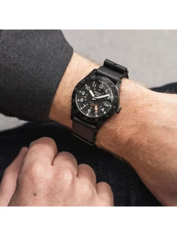 ssk025k1.2 SEIKO 5 SPORTS Field series SSK025K1