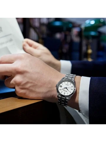 SEIKO CLASSIC SUR307P1