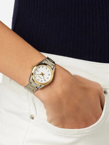 SEIKO CLASSIC SUR466P1